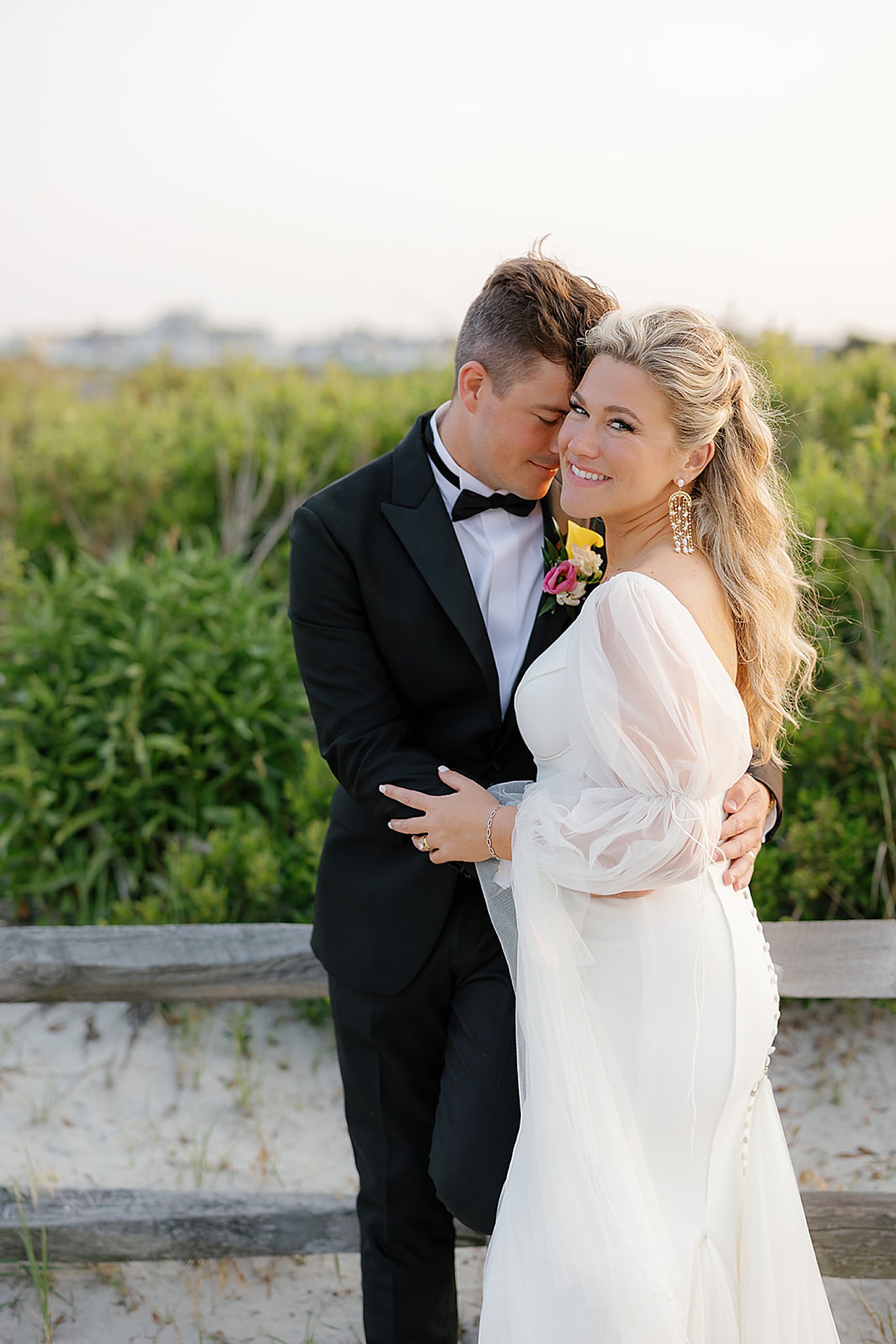 Magdalena Studios | A Vibrant Summer Wedding At ICONA Avalon